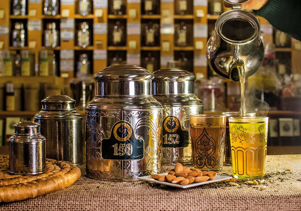 A #TEAPERUGIA non sei un cliente, ma un ospite #TEAPERUGIA coccola i suoi ospiti. Prelibatezze e mise en place originali