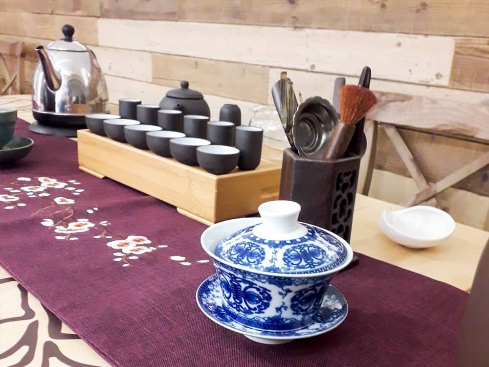 La sala da tè di #TEAPERUGIA pronta per l'Esperienza - Emotional Tea Experience La Pianta del Tè
