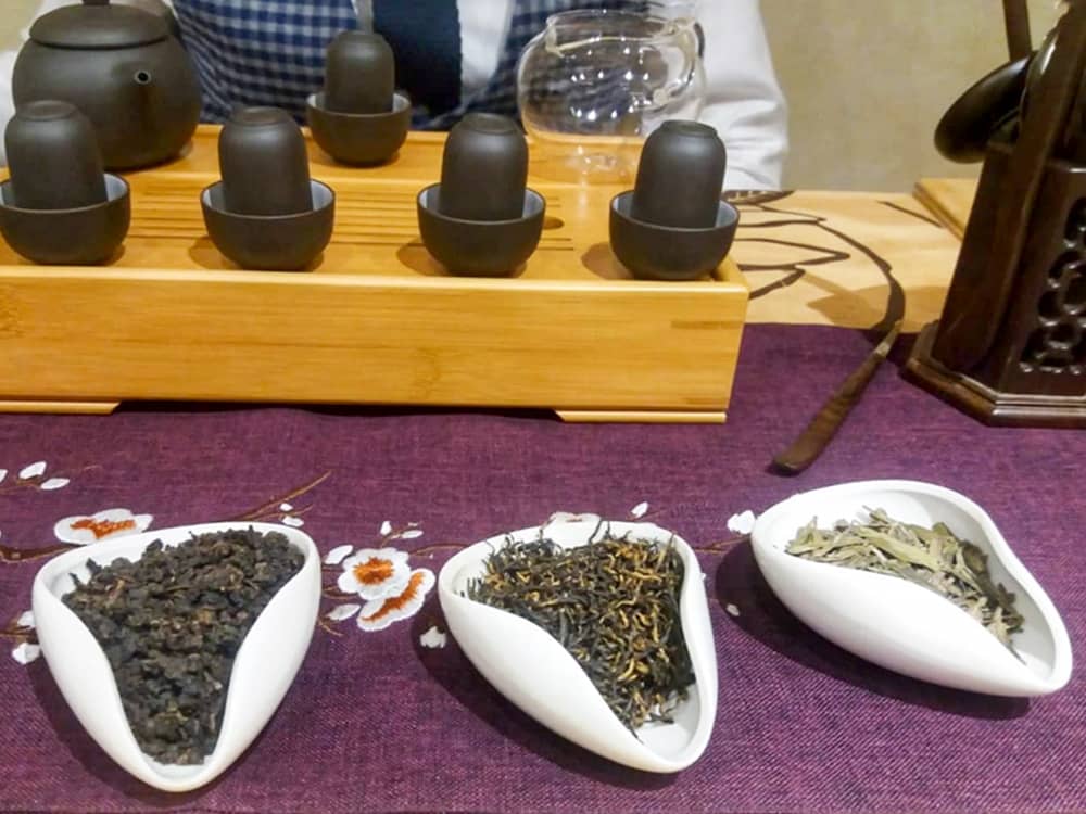 Un momento della Cerimonia del Tè a #TEAPERUGIA - Emotional Tea Experience La Pianta del Tè
